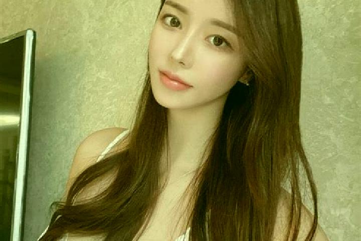 Layla, 27 — Escort in Libei, China