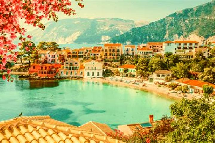 Layla, 27 — Escort in Pachykalamos, Greece