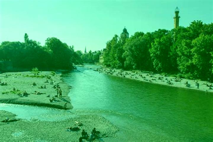 Layla, 27 — Escort in Worth an der Isar, Germany