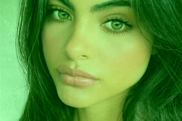 Layla, 28, a brunette green-eyed middle eastern companion based in Sablan. Offering Roleplay, Travel Companion. Available for incall and outcall, overnight b...