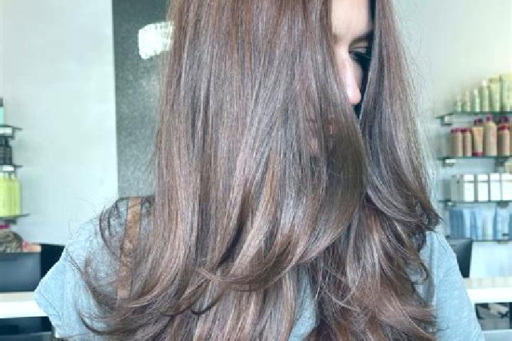 Layla, 28, a chestnut green-eyed middle eastern companion based in Ko Si Chang. Offering Roleplay, A-Level, Striptease, Dinner Date. Available for incall and...