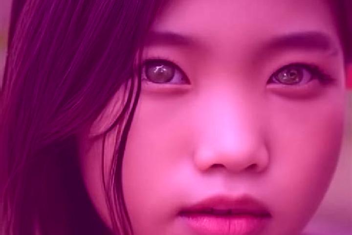 Layla, 28, a dark blonde green-eyed asian companion based in Barpali. Offering GFE, OWO, Duos, BDSM. Available for incall and outcall, day and evening dates.