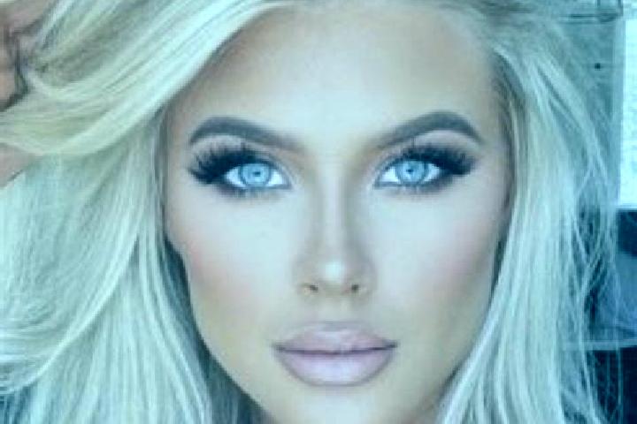 Layla, 28, a platinum blonde amber-eyed indian companion based in Halblech. Offering Overnight, Striptease, Prostate Massage. Available for incall and outcal...