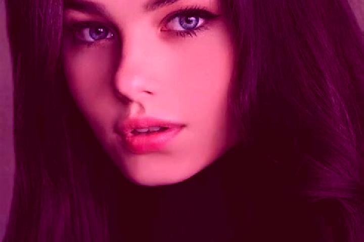 Layla, 28, a red blue-eyed slavic companion based in Rastrick. Offering Dinner Date, Duos, 69, Erotic Massage, Striptease. Available for incall and outcall, ...