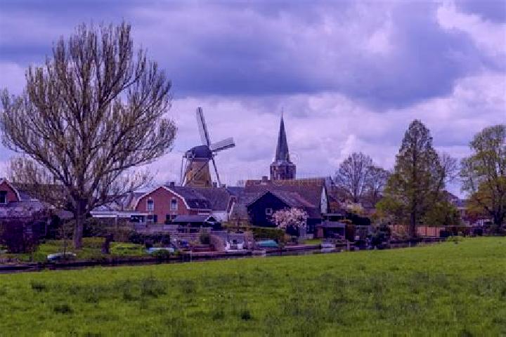 Layla, 28 — Escort in Cothen, Netherlands