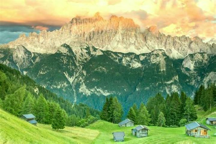 Layla, 28 — Escort in Forno di Zoldo, Italy