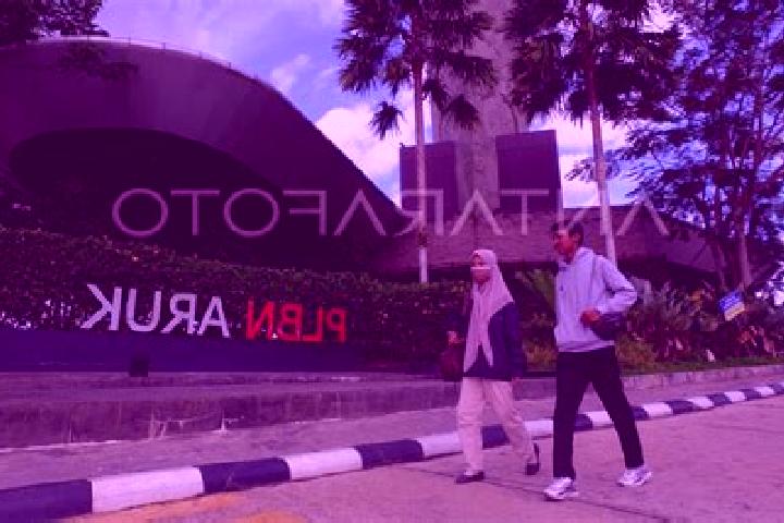 Layla, 28 — Escort in Kota Sambas, Indonesia