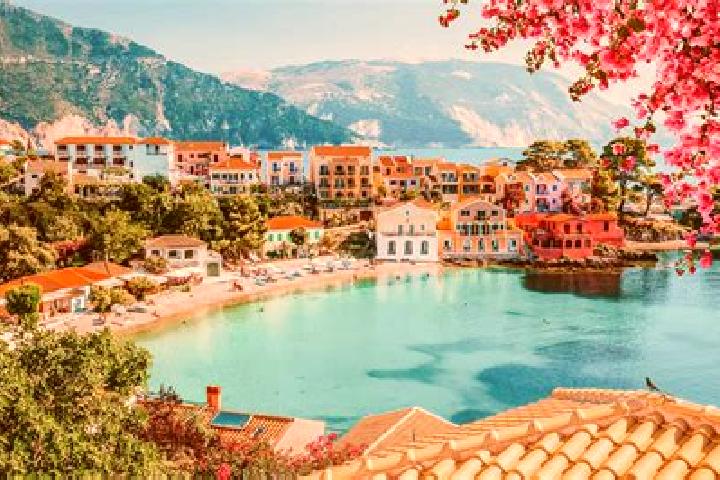 Layla, 28 — Escort in Manolada, Greece