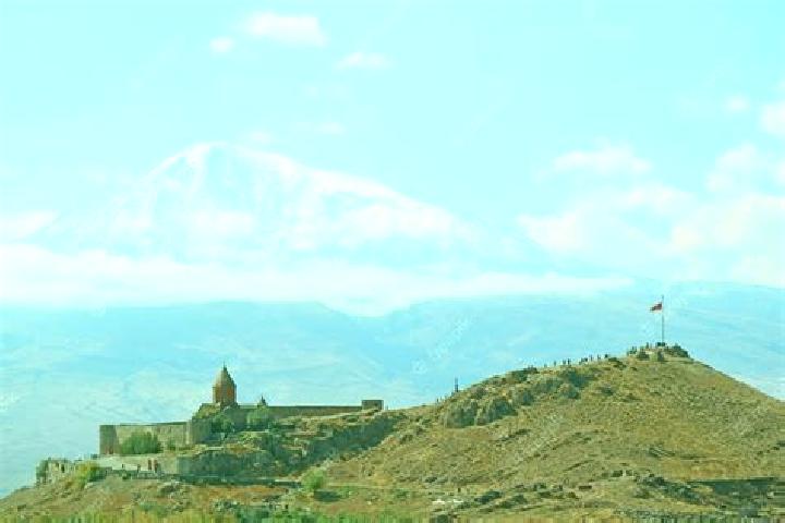 Layla, 28 — Escort in Mayakovski, Armenia