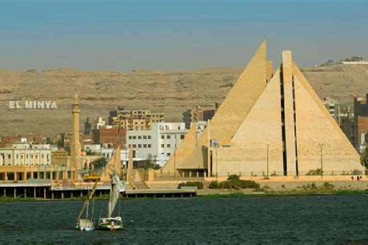 Layla, 28 — Escort in Minya, Egypt