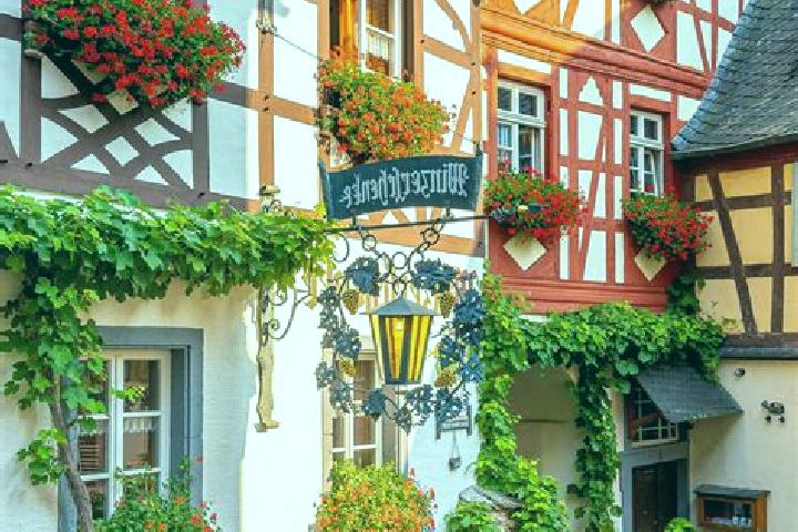 Layla, 28 — Escort in Norderwohrden, Germany