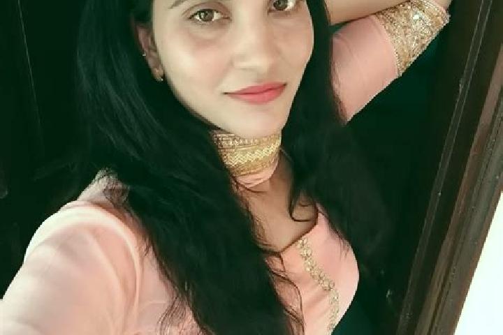 Layla, 28 — Escort in Samalkha, India