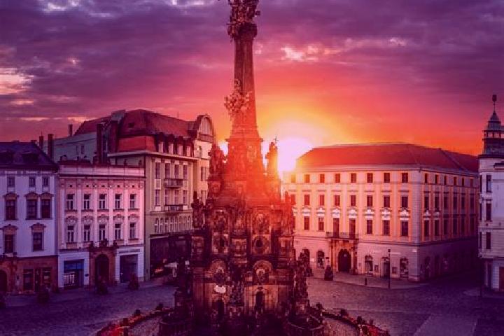 Layla, 28 — Escort in Zlicin, Czech Republic