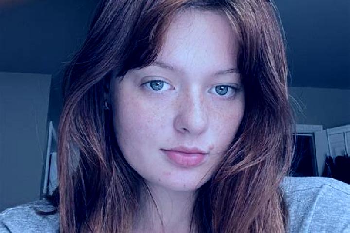 Layla, 29, a auburn amber-eyed middle eastern companion based in Endicott. Offering Roleplay, Deep French Kissing, 69, OWO, Girlfriend Experience. Available ...