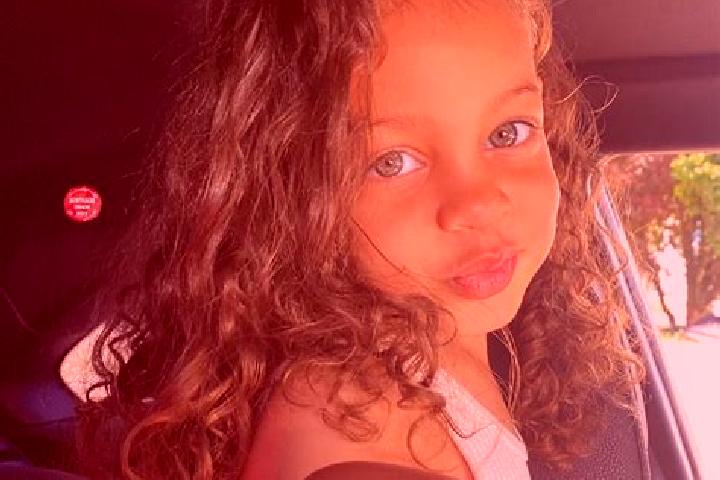 Layla, 29, a auburn blue-eyed mixed companion based in Humes-Jorquenay. Offering Duos, Prostate Massage, Deep French Kissing, Girlfriend Experience. Availabl...