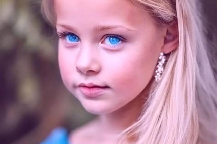 Layla, 29, a blonde blue-eyed ebony companion based in Osdorf. Offering CIM, Girlfriend Experience, Deep French Kissing, Massage. Available for incall and ou...