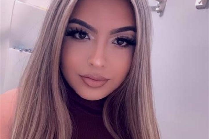Layla, 29, a blonde brown-eyed latina companion based in Galmiz. Offering CIM, GFE, Striptease, Massage. Available for incall and outcall, day and evening da...