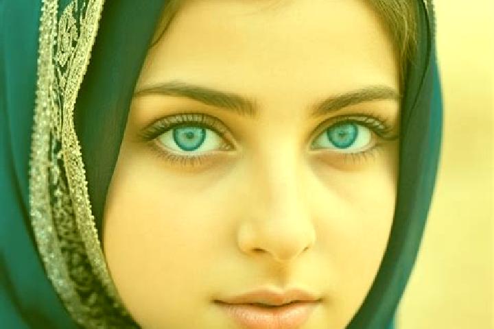 Layla, 29, a chestnut blue-eyed middle eastern companion based in Makhnivka. Offering Roleplay, OWO, GFE. Available for incall and outcall, overnight booking...