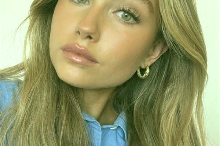 Layla, 29, a dark blonde green-eyed mixed companion based in Kalix. Offering Domination, GFE, Travel Companion. Available for incall and outcall, overnight b...