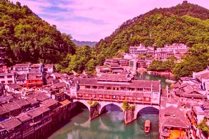 Layla, 29 — Escort in Wulingyuan, China