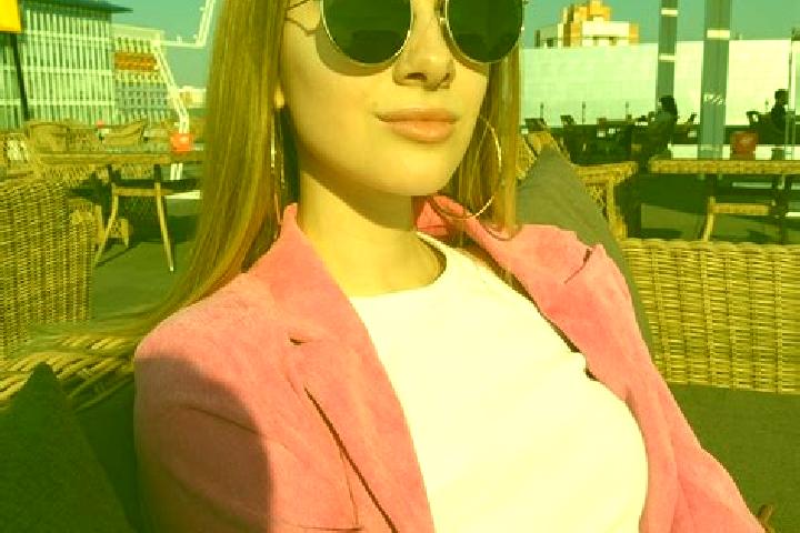 Layla, 30 — Escort in Novozavidovskiy, Russia