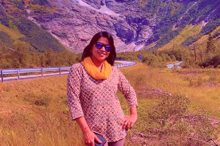 Layla, 30 — Escort in Sogndal, Norway