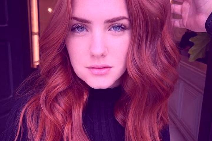 Layla, 31, a auburn blue-eyed middle eastern companion based in Herricks. Offering Roleplay, Couples, Tantra. Available for incall and outcall, overnight boo...