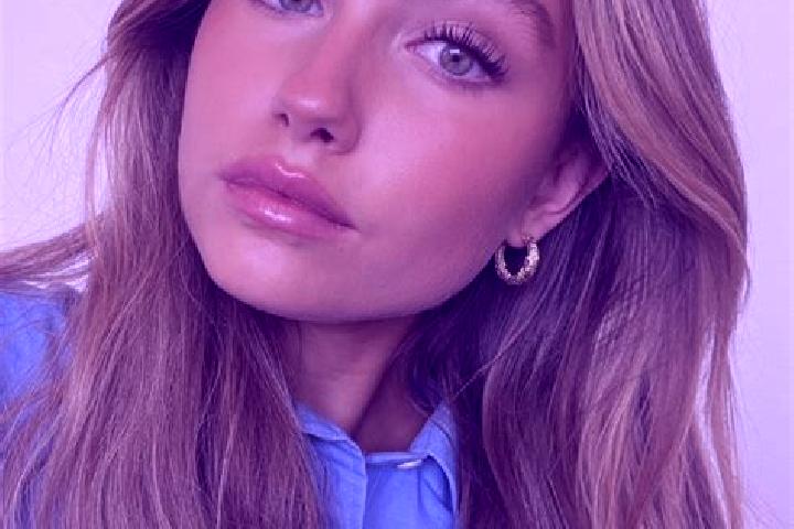 Layla, 31, a dark blonde green-eyed mediterranean companion based in Adikokoi. Offering Travel Companion, Striptease, BDSM, A-Level. Available for incall and...