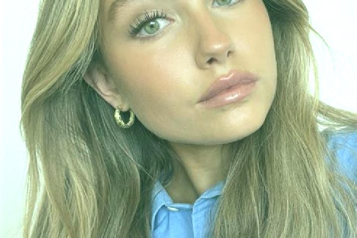 Layla, 31, a dark blonde green-eyed mediterranean companion based in Ribeirao Chiqueiro. Offering Prostate Massage, Girlfriend Experience, Deep French Kissin...