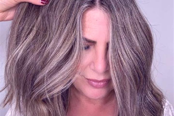 Layla, 31, a dark blonde grey-eyed european companion based in Sumber. Offering Erotic Massage, Party Girl, Striptease, Girlfriend Experience. Available for ...