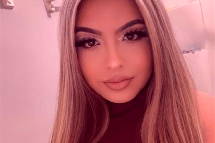 Layla, 31, a red blue-eyed mixed companion based in Anoeta. Offering Travel Companion, Couples, OWO, Roleplay, Striptease. Available for incall and outcall, ...
