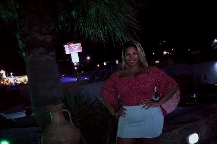 Layla, 31 — Escort in Klouvas, Greece