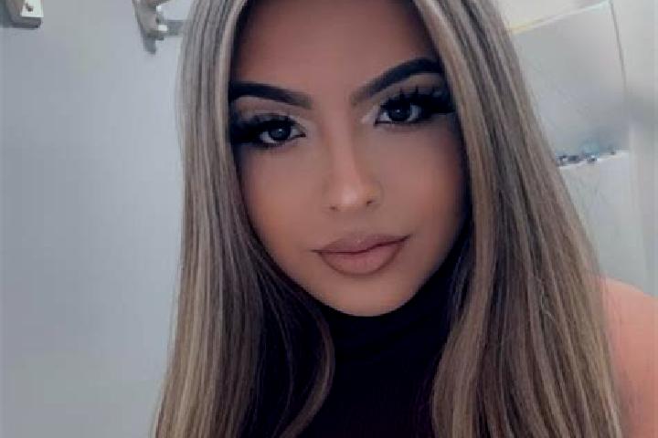 Layla, 32, a blonde dark-eyed latina companion based in Sabandia. Offering Domination, Tantra, A-Level, Dinner Date. Available for incall and outcall, overni...