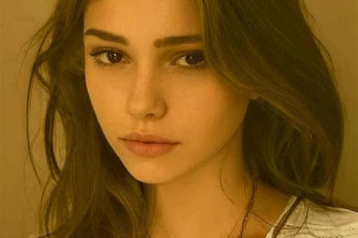 Layla, 32, a chestnut hazel-eyed slavic companion based in Sant Andrea-Pizzone-Ciamprisco. Offering OWO, 69, Girlfriend Experience, Massage, Overnight. Avail...