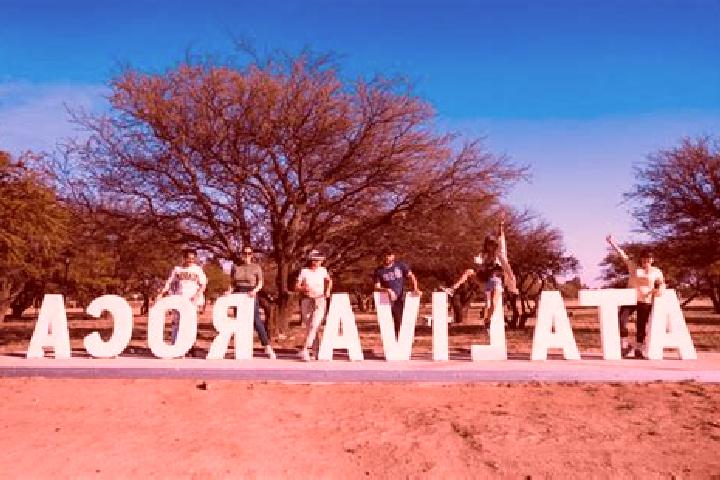Layla, 32 — Escort in Ataliva Roca, Argentina