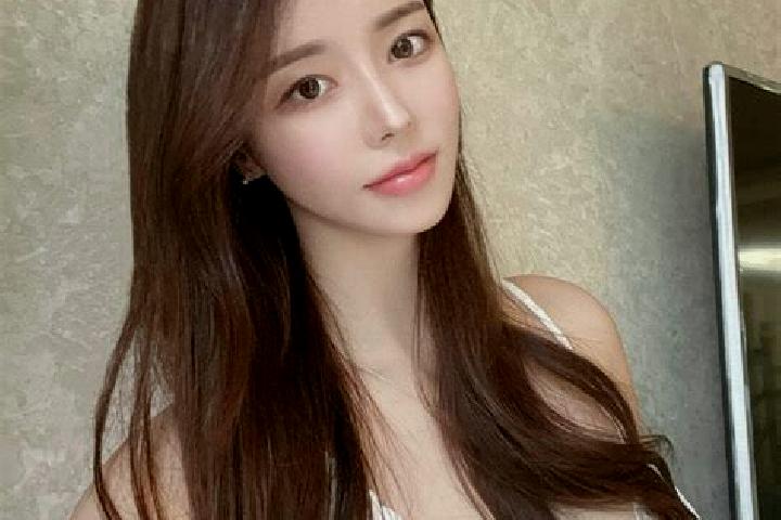 Layla, 32 — Escort in Baoxu, China