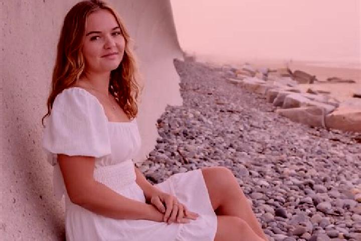 Layla, 32 — Escort in Berwick, United States