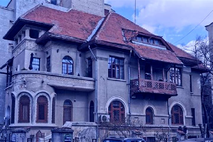 Layla, 32 — Escort in Casa Veche, Romania