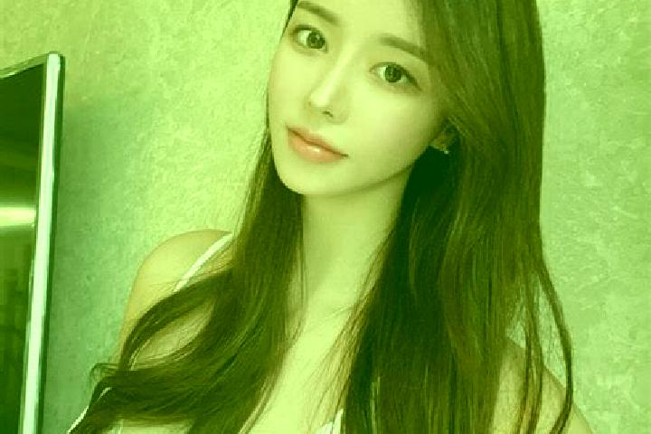 Layla, 32 — Escort in Fozishan, China