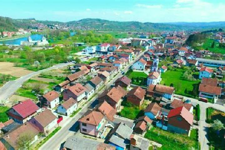 Layla, 32 — Escort in Kostajnica, Bosnia and Herzegovina