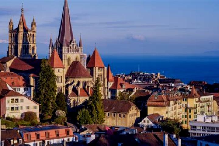 Layla, 32 — Escort in Le Vaud, Switzerland