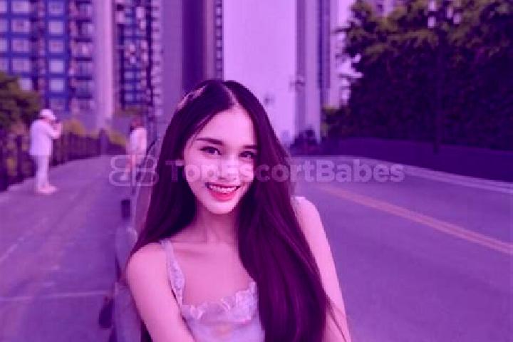 Layla, 32 — Escort in Meili, China