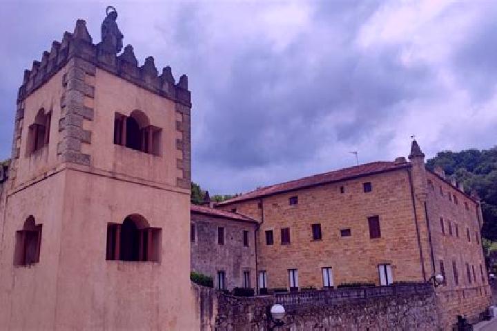 Layla, 32 — Escort in Narros de Matalayegua, Spain