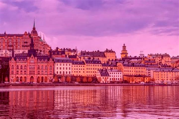 Layla, 32 — Escort in Teckomatorp, Sweden