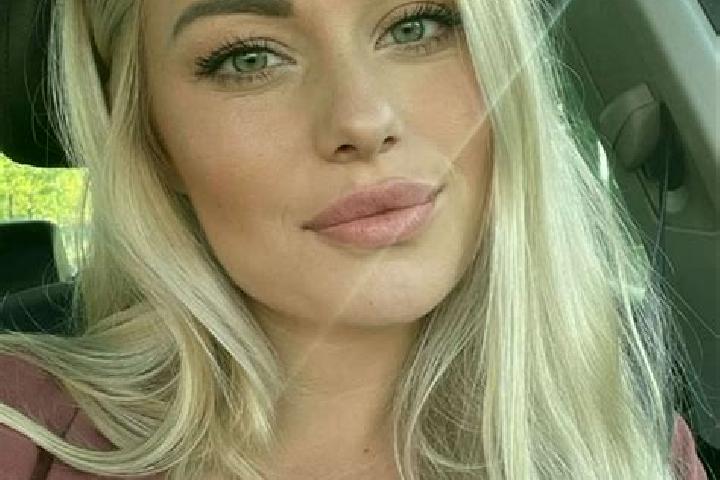 Layla, 33, a blonde hazel-eyed indian companion based in Chornomorske. Offering 69, Travel Companion, Domination, BDSM. Available for incall and outcall, day...