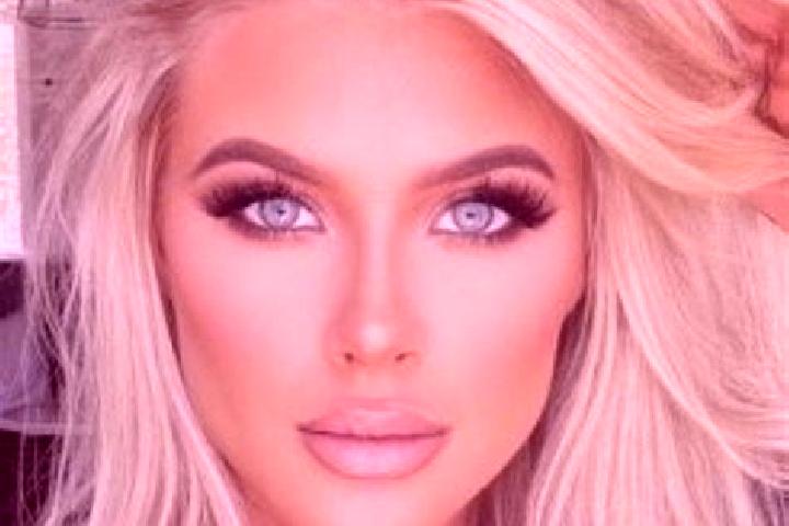 Layla, 33, a platinum blonde amber-eyed caribbean companion based in Gqeberha. Offering 69, Prostate Massage, Domination, CIM. Available for incall and outca...