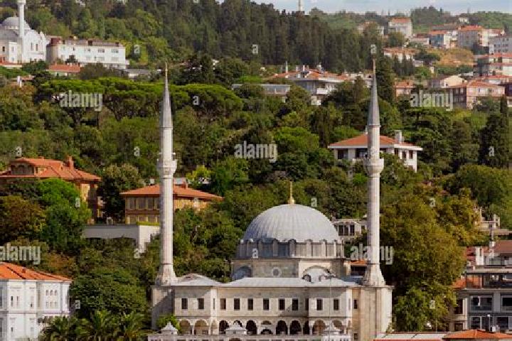 Layla, 33 — Escort in Beylerbeyi, Turkey