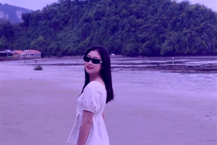 Layla, 33 — Escort in Homyen, Laos