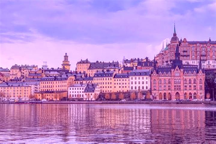 Layla, 33 — Escort in Skoghall, Sweden