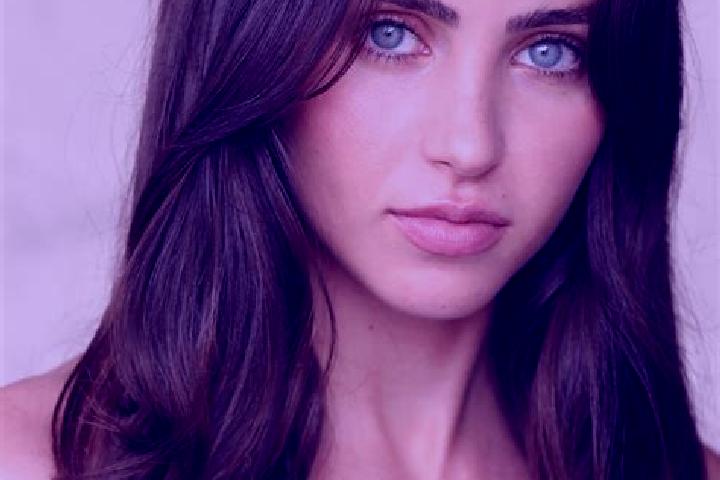 Layla, 34, a brunette dark-eyed latina companion based in Barsingerhorn. Offering Deep French Kissing, 69, Fetish, Overnight. Available for incall and outcal...